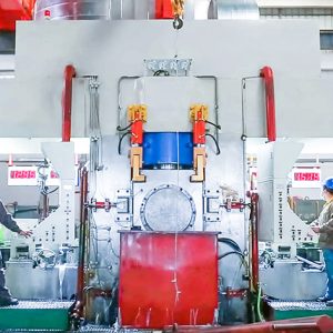 Stainless steel reversible rolling mill